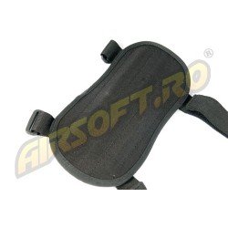 FOREARM PROTECTION SET WITH METAL INSERT